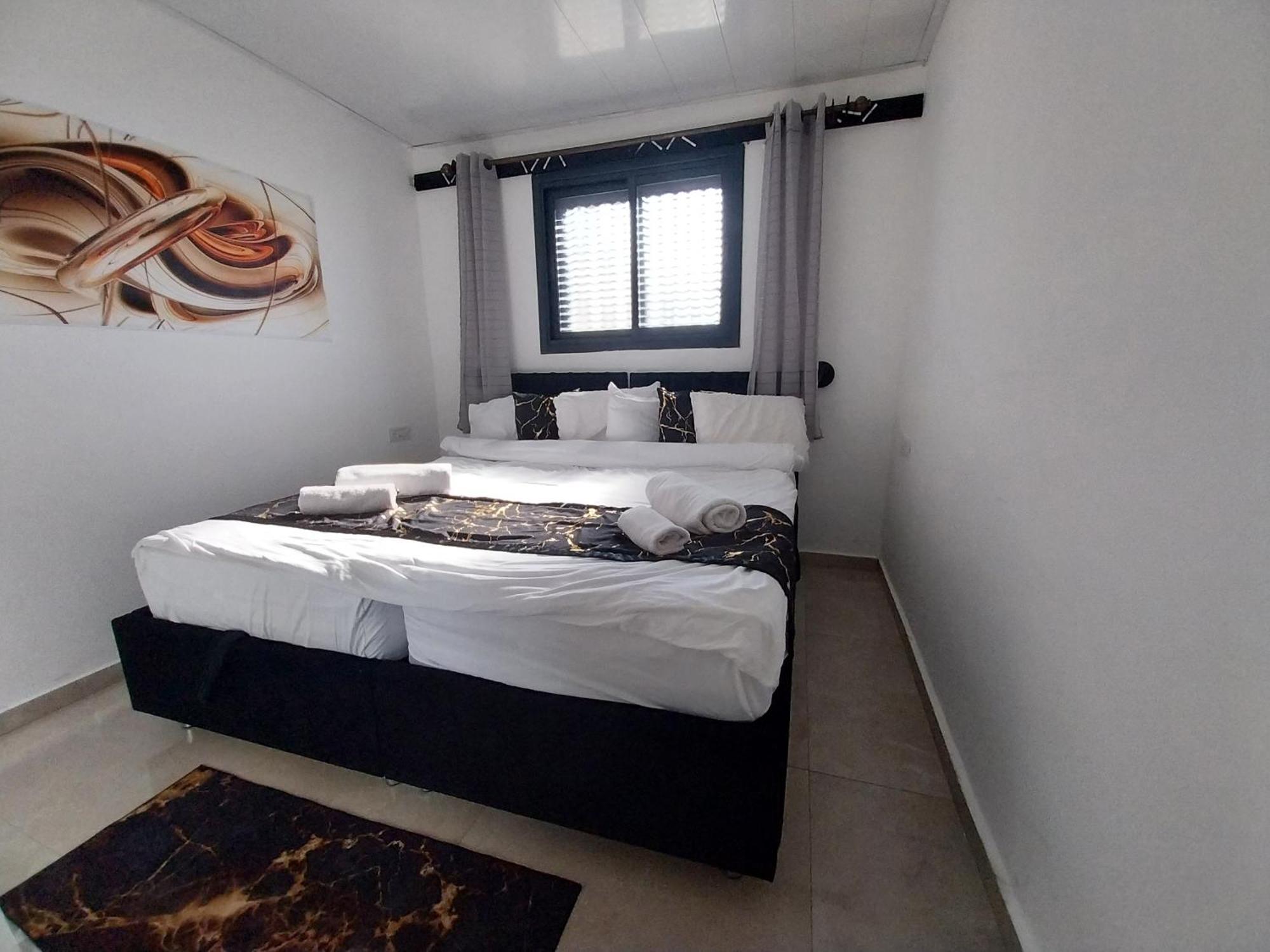 שירת דבורה בבני ברק Leilighet Giv'at Shemu'el Eksteriør bilde